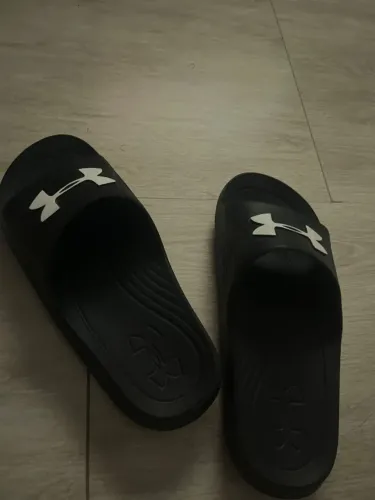 Chinelo under armour