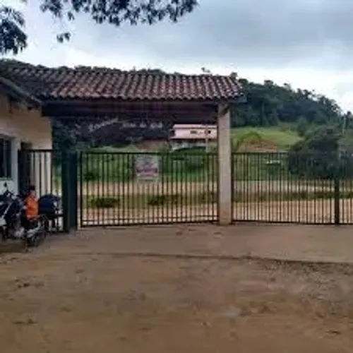 terreno 1061 m2 em condominio fechado  aceita carro parte do pagamento