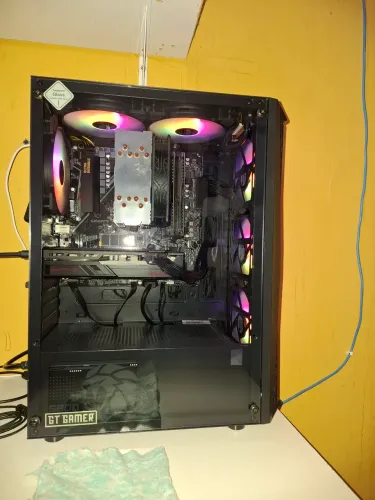 Ryzem 5 3600 4.2 GHZ + RX6600 + 32 Giga RAM Ddr4 3200 MHz + Fonte 600w Gamemax + Gabinete