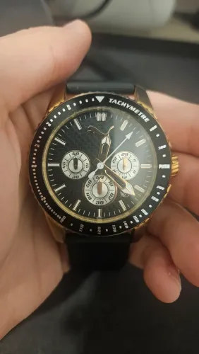 Relógio masculino Puma preto e dourado