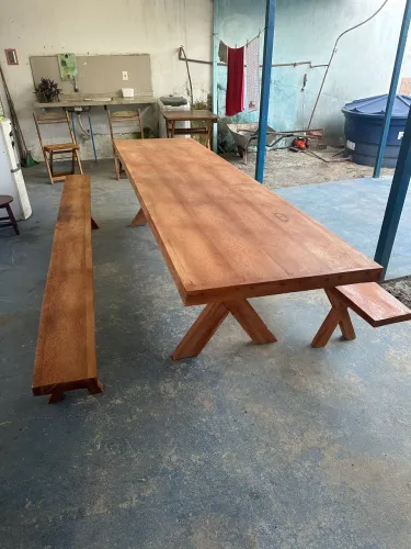 Mesa Rústica Maciça 