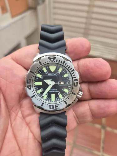 Relogio Seiko Monster day/date Automático SKX779/7S26-0350