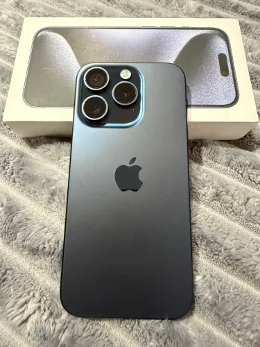 iPhone 15 Pro 256gb tirado da loja com capa e película, muito cuidado