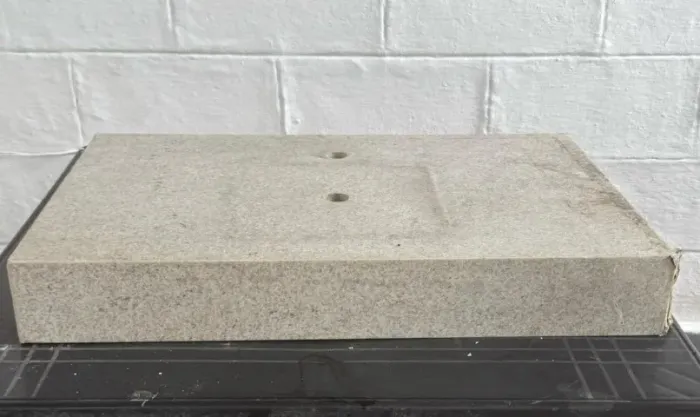 Bancada/Pia Esculpida em Granito para Banheiro/Lavabo (50x70 cm) - Excelente Oportunidade!