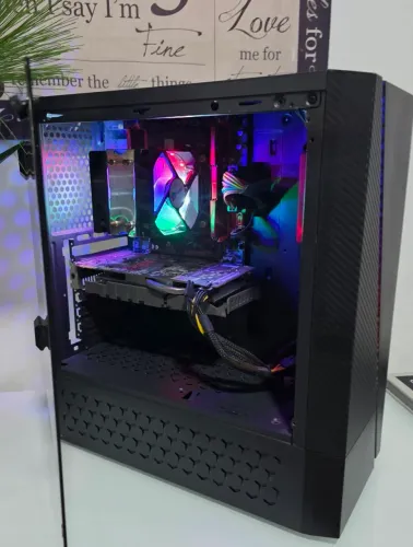 PC Gamer Intel(R) Xeon(R) CPU E5-2650 v3 @ 2.30GHz