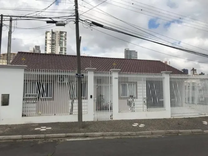Casa 225 m² - Ronda - Ponta Grossa - PR