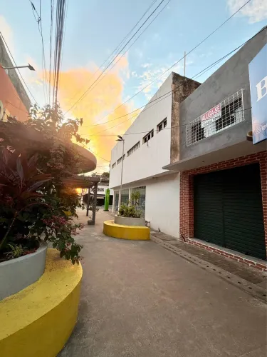 Ótimo ponto comercial na rua Coronel Cascudo em frente ao Mate