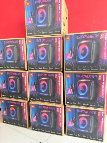 CAIXA DE SOM JBL PARTYBOOX ENCORE 2 com 2 microfones
