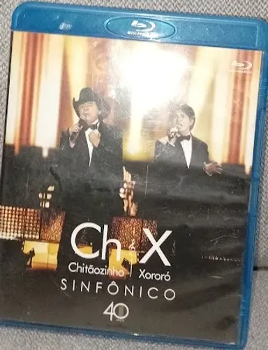 Par de Blu-rays Originais: Chitãozinho & Xororó (Sinfônico 40 Anos + Entre Amigos)