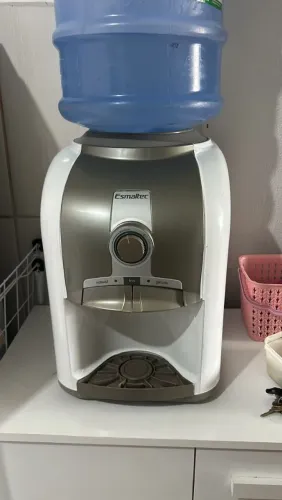 Gela água