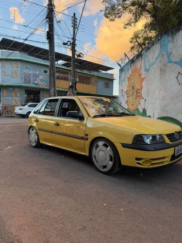 Volkswagen Gol Geração III Sport 1.0 MI 16V Gasolina Mec. 4P 2002
