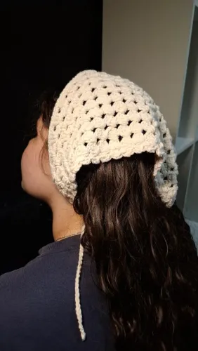 Bandana de crochê - Aceito encomendas em outras cores