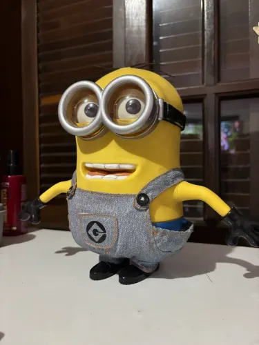 boneco minions dave interativo