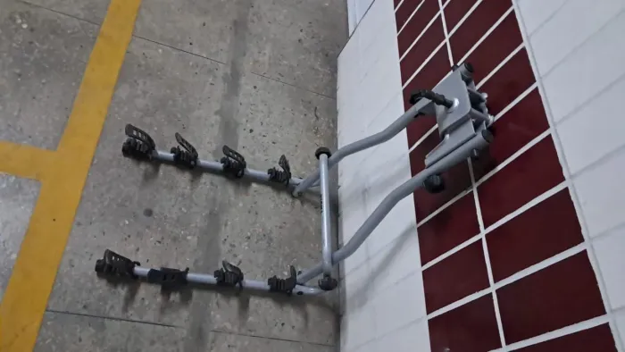 Reboque de aço para 4 Bikes !