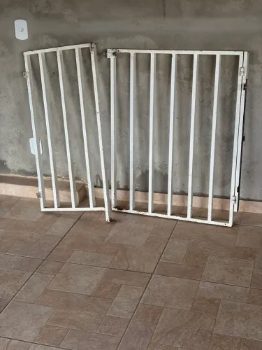 Portão para corredor