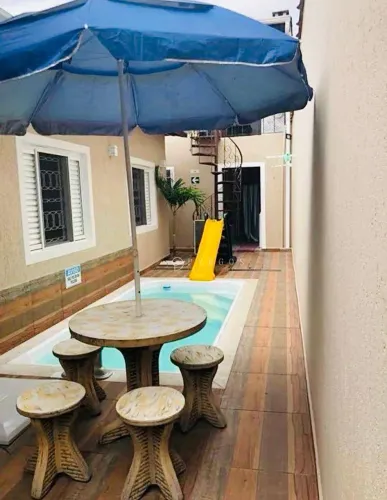 Casa com piscina sendo 3 dorm à venda, 226 m² por R$ 640.000 - Jardim América - Jacareí/SP