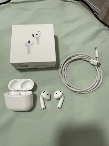 AirPods 4 ORIGINAL