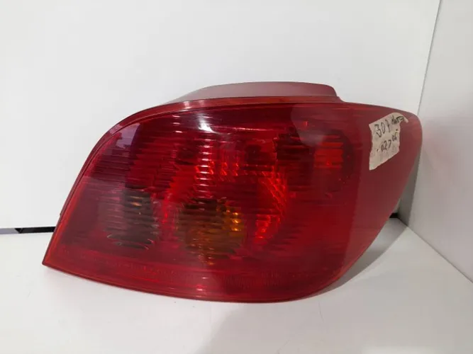 Lanterna Direita Peugeot 307 Hatch 2002 2003 2004 2005 2006 Original 