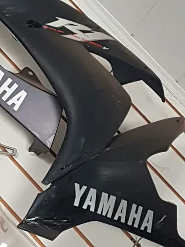 Carenagem yamaha r1 2007