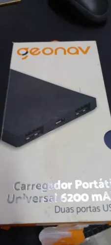 CARREGADOR PORTÁTIL GEONAV 6200mAh Com duas portas USB