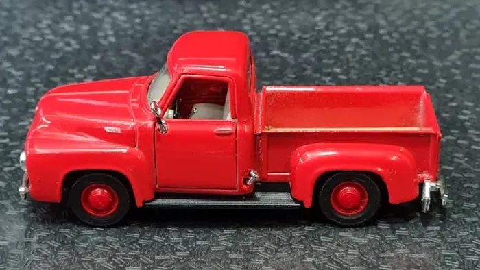 Miniatura Ford Pick-Up 53 Escala 1/32