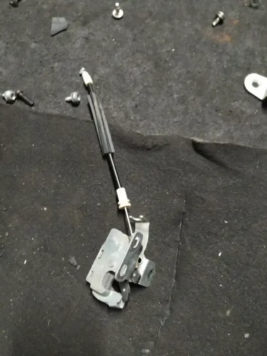 Fechadura da tampa traseira Fiorino