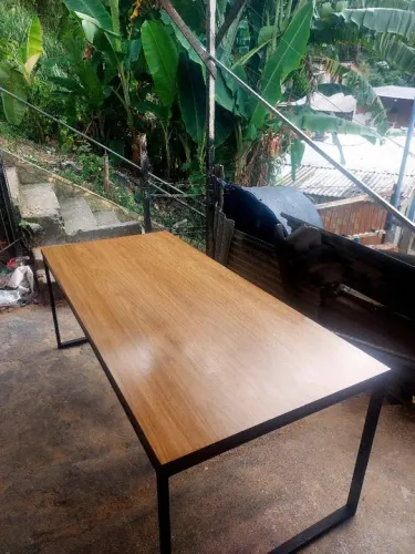 Mesa reta