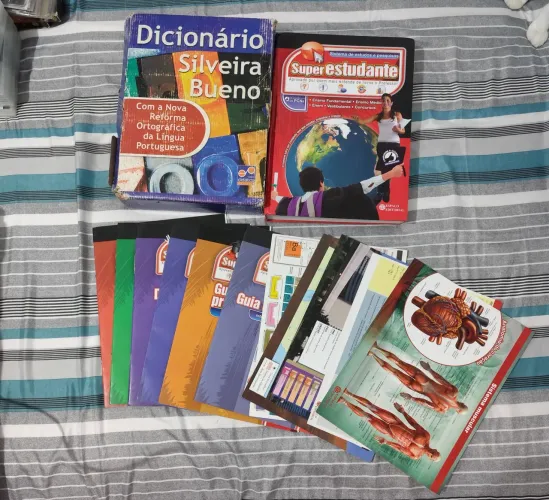 Livros e revistas em ótimo estado