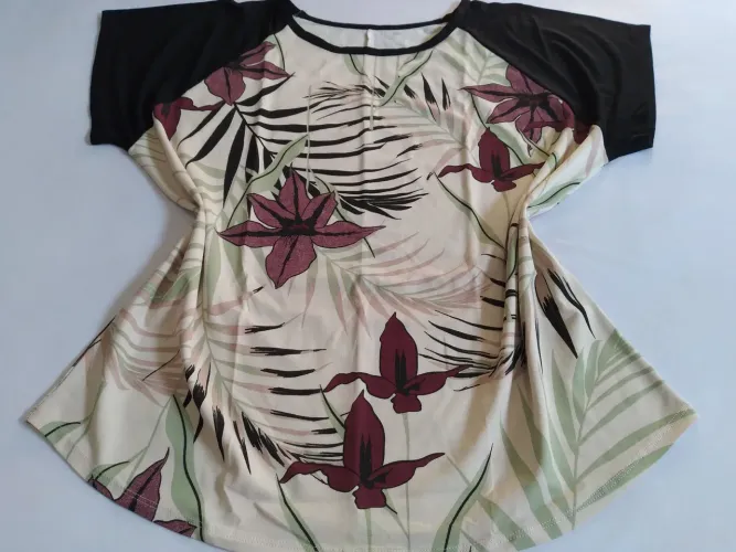 Blusa Manga Curta Floral Tam GG
