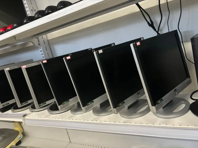 Monitor 15 Polegadas Diversos Modelos Apartir de 89,00 com Garantia e Nf