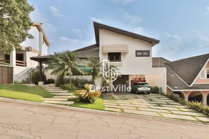 Casa à venda em condomínio fechado no Residencial Alphaville 9 - Santana de Parnaíba /SP.