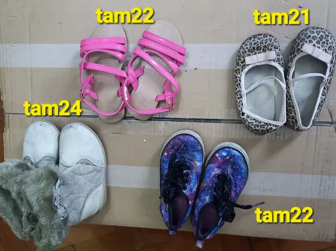 Sapatos infantis diversas marcas e tamanhos - TAM 21, 22, 24