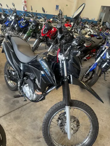 Honda Bross 160 2024