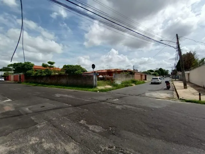 R.BENTO CLARINDO BASTOS - BAIRRO: NOIVOS