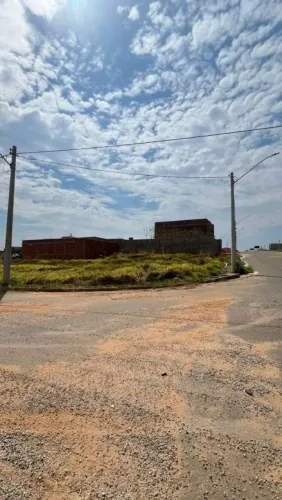 Acrópole Lote Comercial Esquina