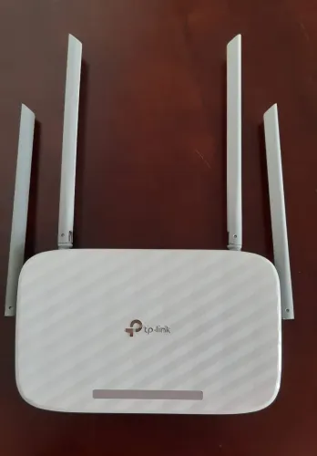 Roteador TP-Link com 4 antenas - Wi-Fi de alta performance