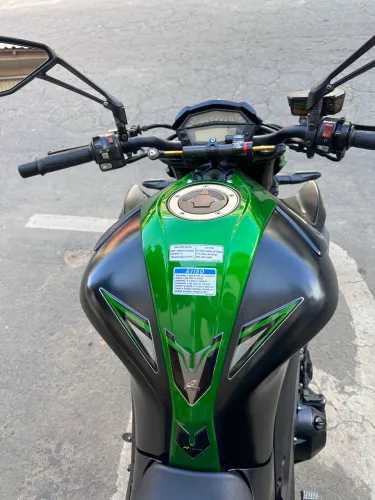 Kawasaki z1000r edition 