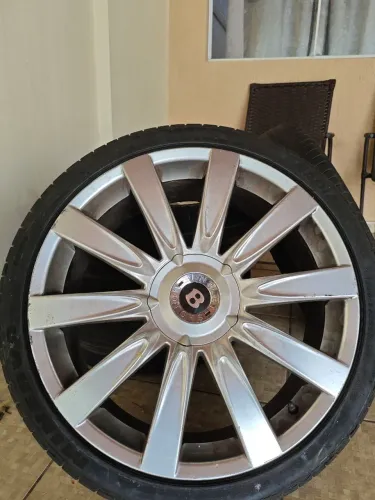 Rodas aro 20 MULTIFUROS de 