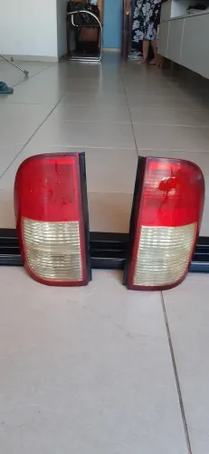 Par Lanternas Traseiras Saveiro G2/G3/G4