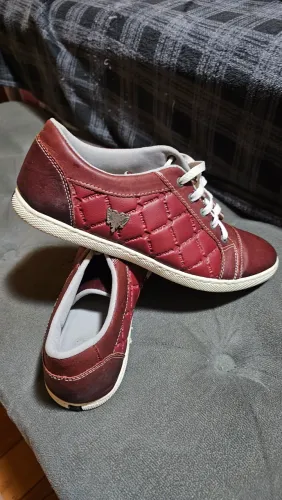 Sapatênis de Couro Vermelho Cava