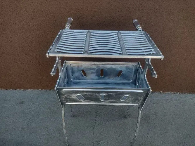 Churrasqueira De Aluminío GG