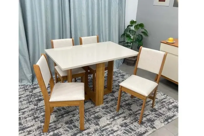 Mesa Magiccm 4 Cadeiras. Produto Novo. Pronta entrega.