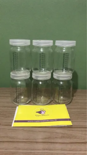 Potes para armazenamento de leite materno