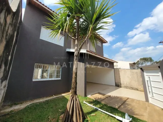 Sobrado com 04 dormitórios, no Jardim Eliza Fumagalli em Limeira/SP.