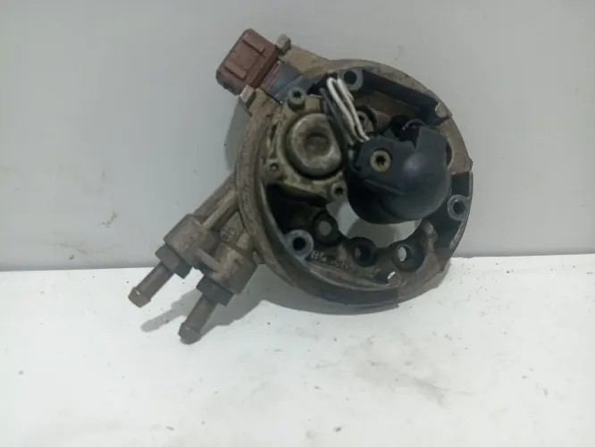 Bico Injetor Renault Clio argentino 1.6 8v 1995 96 97 1998 injetor completo Clio 1.6 8v