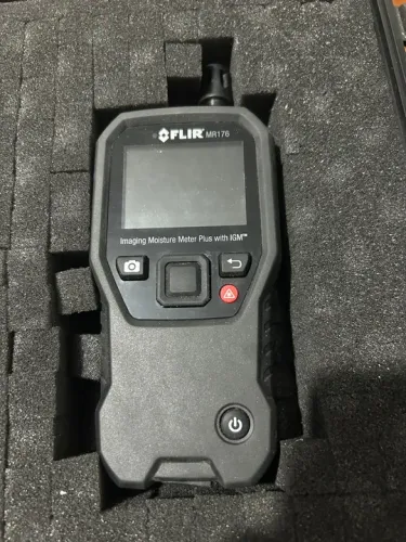 Flir 176 - Medidor de umidade e câmera termográfica