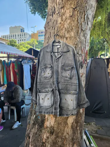 Jaqueta Jeans Cinza com Bolsos CGC vintage