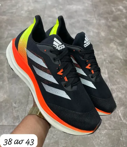 Tênis Adidas Preto e Laranja - 