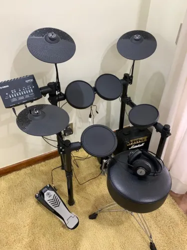 Bateria Eletrônica Yamaha DTX452K