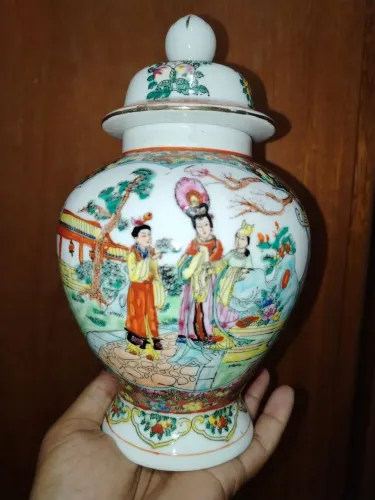 Vaso de Porcelana Chinesa década de 1980